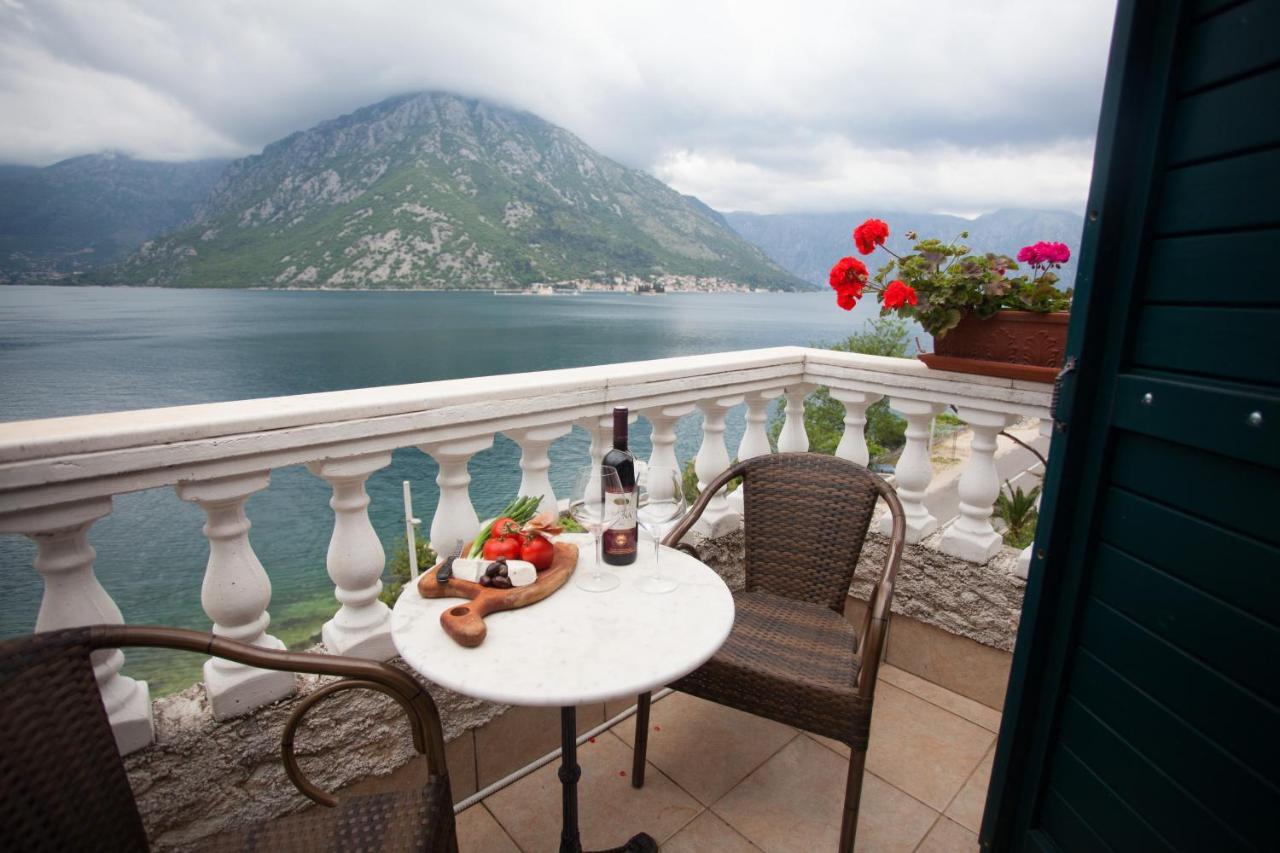 Boka Gardens Seaside Resort Kotor Luaran gambar