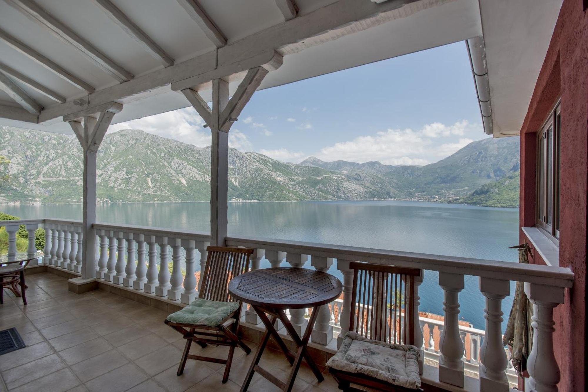 Boka Gardens Seaside Resort Kotor Luaran gambar